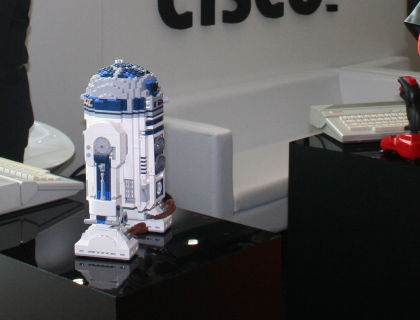 R2-D2 LEGO (wer2)